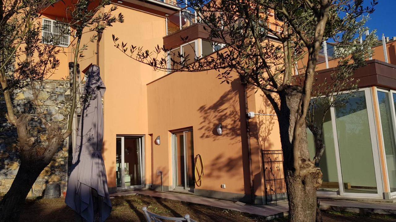 Апартаменти Poggio Degli Ulivi Генуя Екстер'єр фото